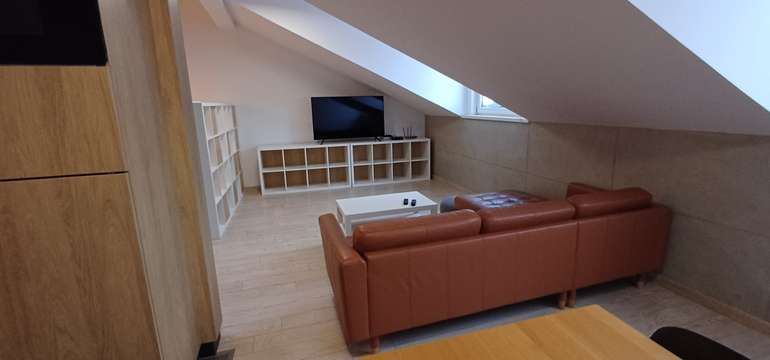 ŠTÚDIOVÝ APARTMÁN (44 m²)