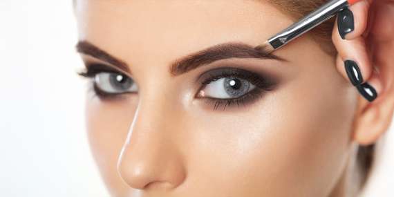 Laminácia obočia a lash ligting stylistkou Olhou Lazarenko - HB studio/Bratislava