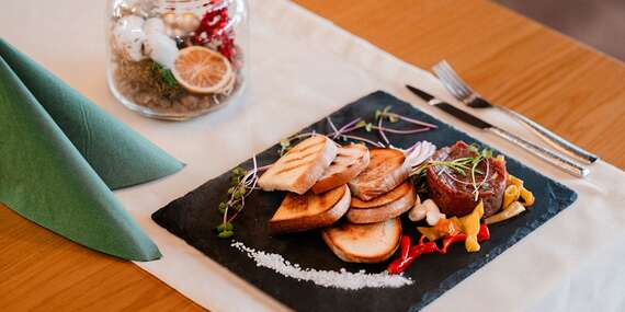 Hotel Lesana**** vo Vysokých Tatrách s chutnou polpenziou, novým wellness a Kinderlandom/Vysoké Tatry - Stará Lesná