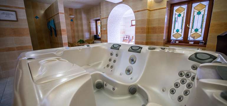Wellness centrum v hoteli MOST SLÁVY*** v Trenčianskych Tepliciach