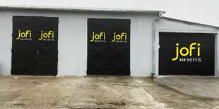 Kompletné prezutie alebo prehodenie kolies