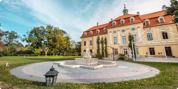 Kaštieli Theresia Chateau v Bernolákove