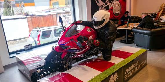 Zažite skutočnú moto jazdu na MotoGP™ simulátore v BiCafe Košice / Košice