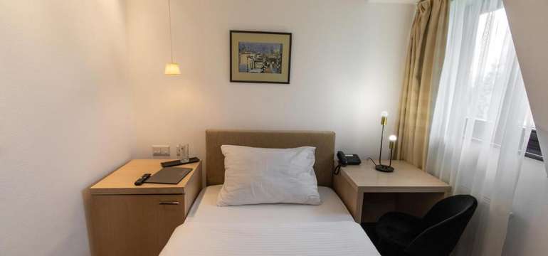 Hotel Villa Nečas****, ubytovanie v štandardnej izbe
