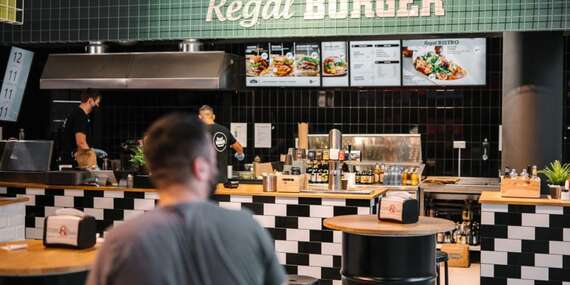 Regal Burger a Poké Bistro v OC Bory Mall/Bratislava - Bory Mall