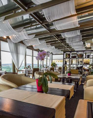 Interiér Restaurant Parlament 