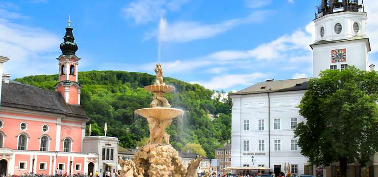 Prehliadka Hallstattu a Salzburgu