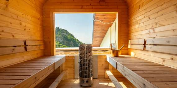 Wellness hotel Jason**** uprostred nádhernej prírody Bielych Karpát s neobmedzeným wellness a výbornou stravou/Považie – Biele Karpaty – Vršatské Podhradie