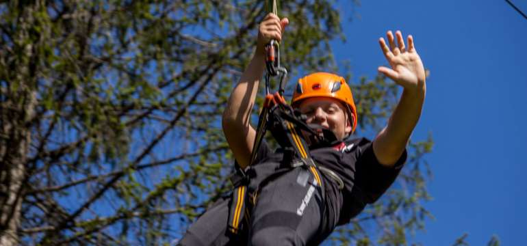 Lukostreľba + Zipline v Rajeckej Lesnej (30 km od Žiliny)