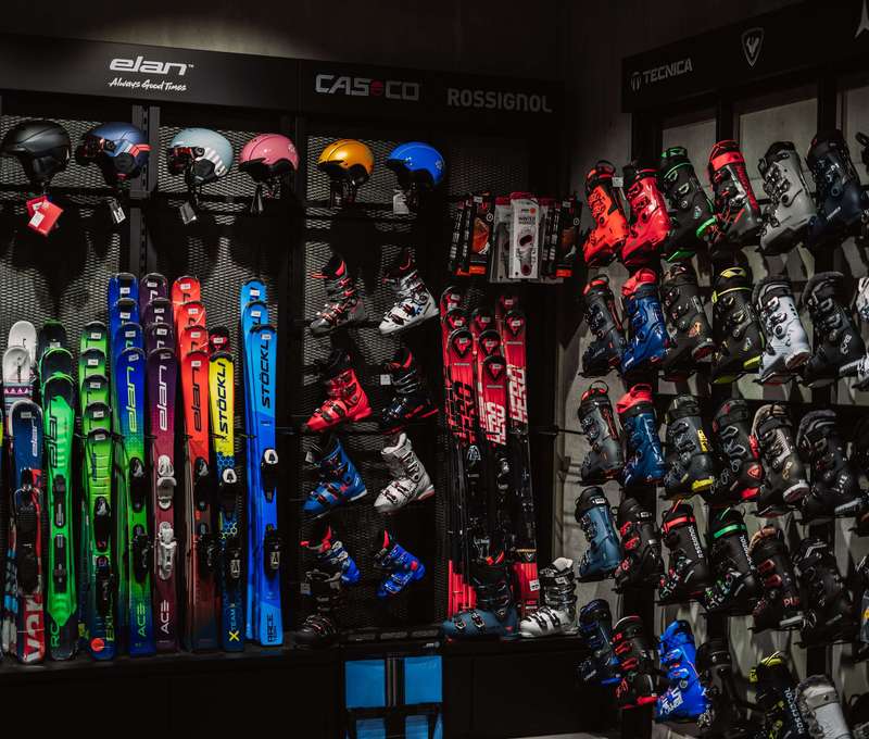 Kompletný servis lyží a snowboardov + tvarovanie lyžiarok v Nitre