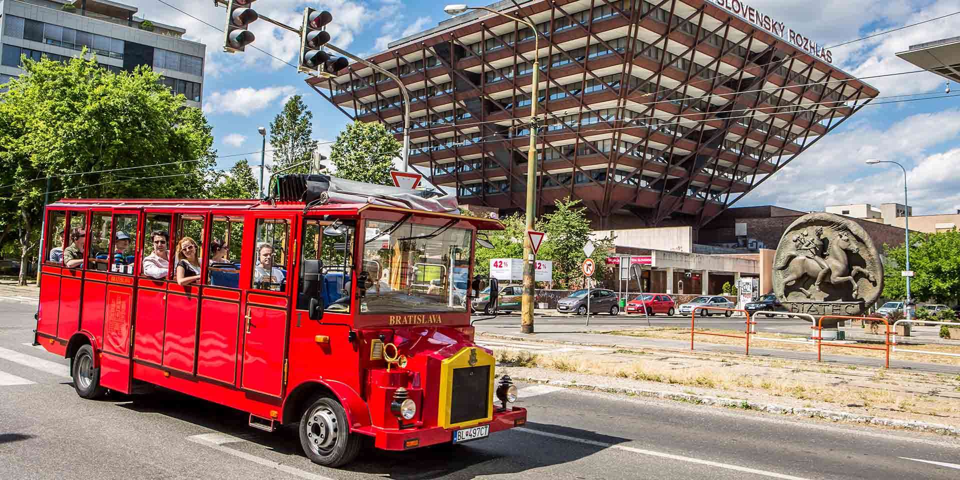 Veľký hradný okruh, Panoramatický okruh alebo UFO a Modrý Kostolík na Prešporáčiku