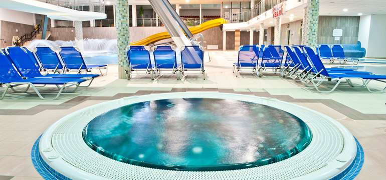 Aquapark AquaRelax je unikátne vodné dielo v centre Dolného Kubína
