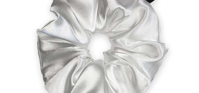 Classic Scrunchie - Snowie