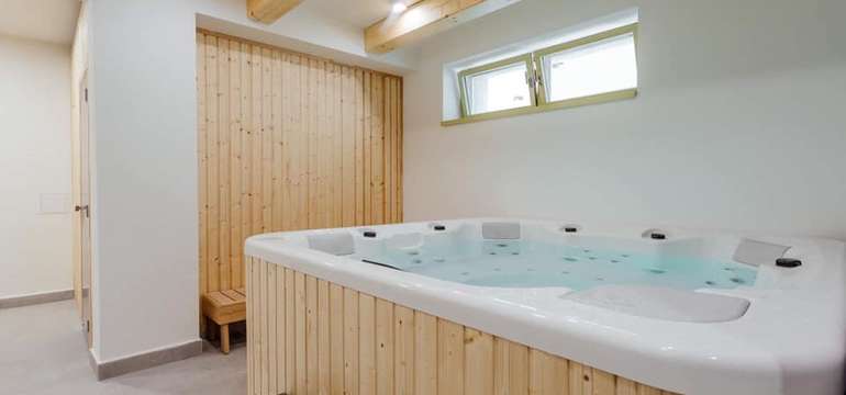  Po dni plnom prechádzok a výletov vás čaká relax vo wellness 