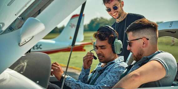 Zážitkový let až pre 3 osoby s možnosťou pilotovania v 4-miestnej Cessna F172N/Letisko Trnava (Boleráz)