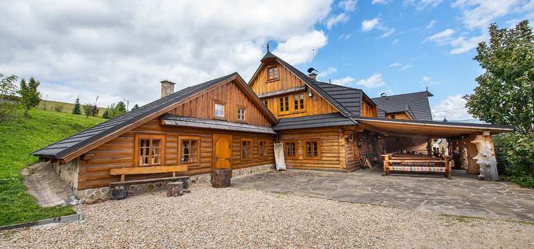 Pri pobyte v Kolibe JOSU sa môžete tešiť na pokoj, čistý vzduch a krásnu prírodu