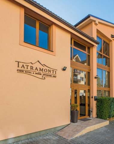 Hotel TATRAMONTI*** je situovaný v príjemnej a pokojnej lokalite Popradu
