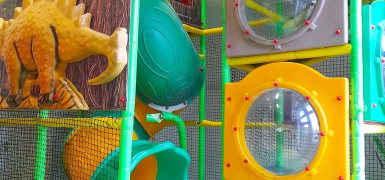 Dvojposchodové detské centrum Tutti Bambini
