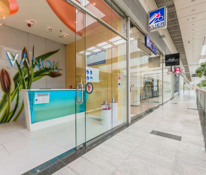 Vánok Cosmetics: Aupark Shopping Center