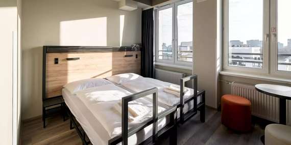 Novozariadený hotel Wola blízko centra Varšavy + 2 deti do 17 rokov zdarma/Poľsko - Varšava