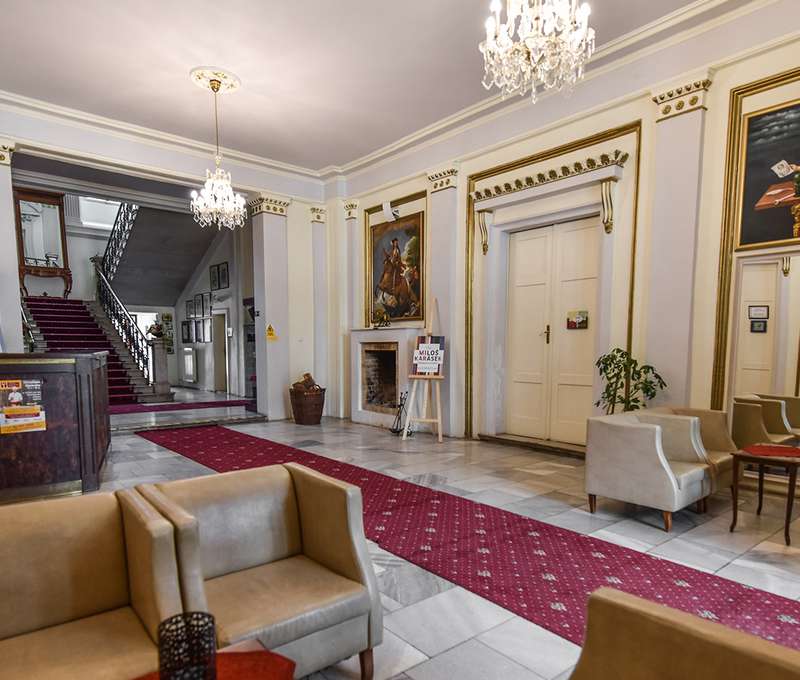 Kaštieľ Mojmírovce, recepcia