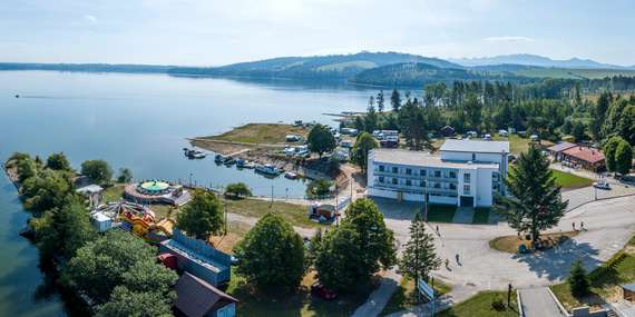 Dovolenka na brehu Oravskej priehrady s polpenziou a možnosťou plavby na lodi v hoteli Prístav*** / Oravská priehrada