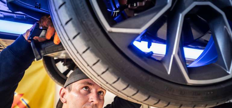 Výmena kolies alebo kompletné prezutie s možnosťou uskladnenia v servise Autoklinik