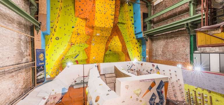 Lezecké centrum T2 Boulder Arena