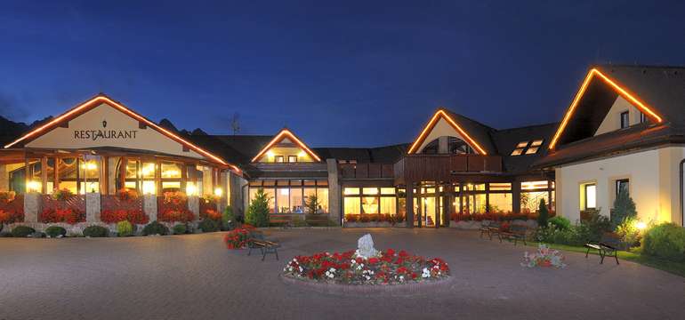 Obľúbený hotel Amalia***+ s wellness a impozantným výhľadom na Vysoké Tatry