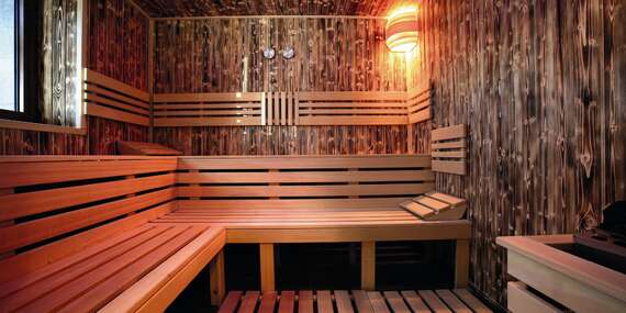 Vstup do wellness a romantická 5-chodová večera s fľašou prosecca v hoteli International****/Vysoké Tatry – Veľká Lomnica