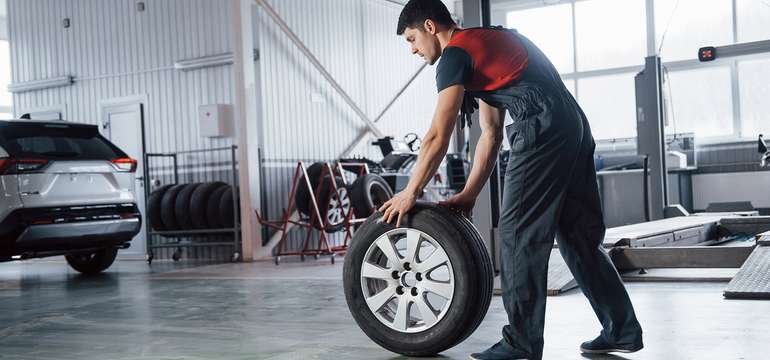 Šetrné prezutie bez rizika poškodenia pneumatiky na stroji S1000 Evoluzione