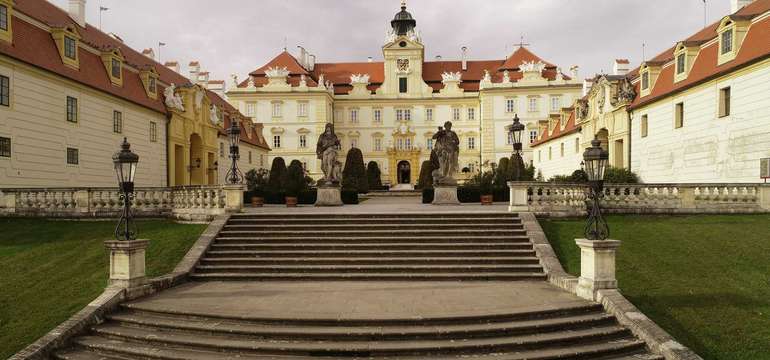 Anton Florian, zámocký hotel Valtice
