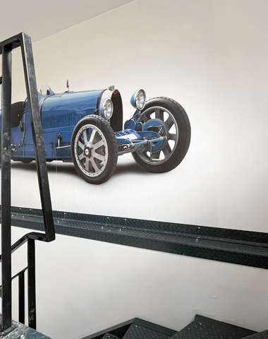 Pobyt v Double Red Cars Hotel***
