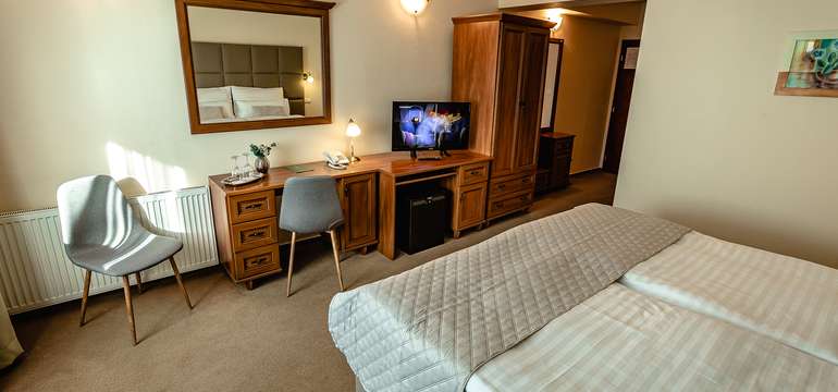 Hotel DIXON**** 