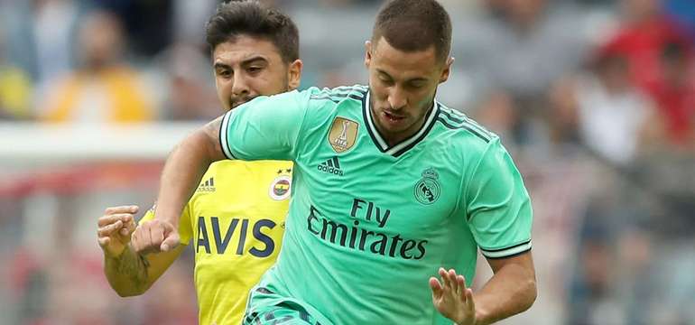 Darčekové poukážky na ľubovoľné futbalové zájazdy CK Futbalový sen
