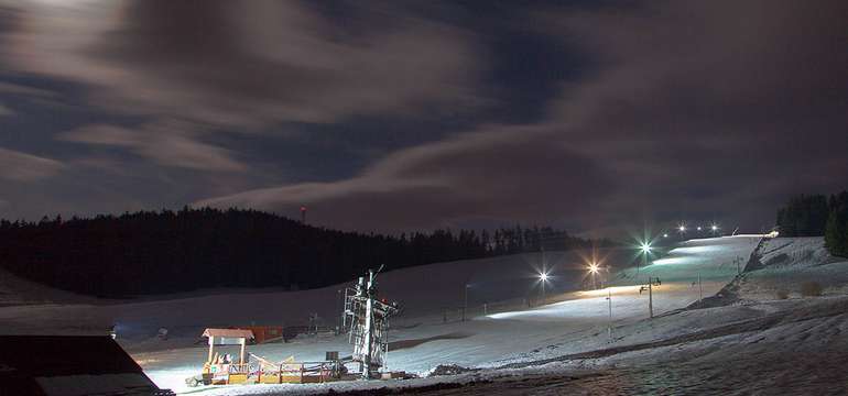 Snowpark Lučivná umožňuje aj večerné lyžovanie