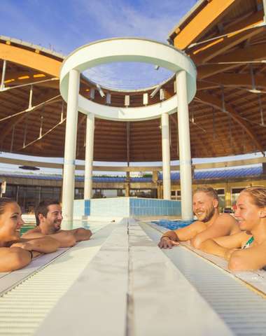 Známe maďarské termálne kúpele Bükfürdő (Zdroj: Büki Gyógyfürdő Zrt. - Bükfürdő Thermal & Spa)