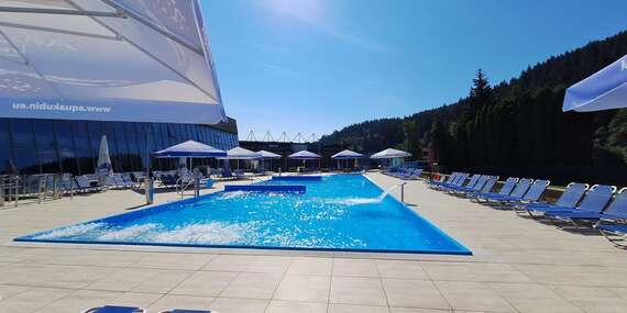 Vstup do obľúbeného aquaparku AquaRelax Dolný Kubín – vodný svet, plavecký bazén aj atrakcie/Dolný Kubín