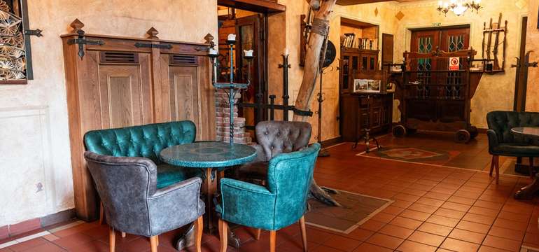 Pytloun Old Armoury Hotel 