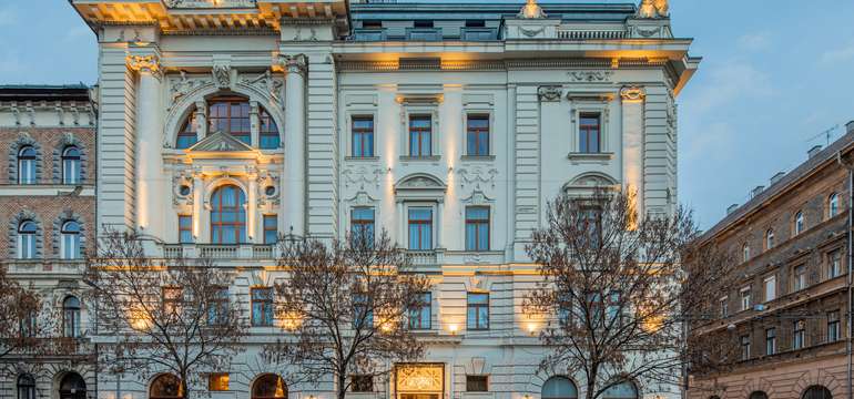 Mystery Hotel Budapest***** má výbornú polohu priamo v centre Budapešti