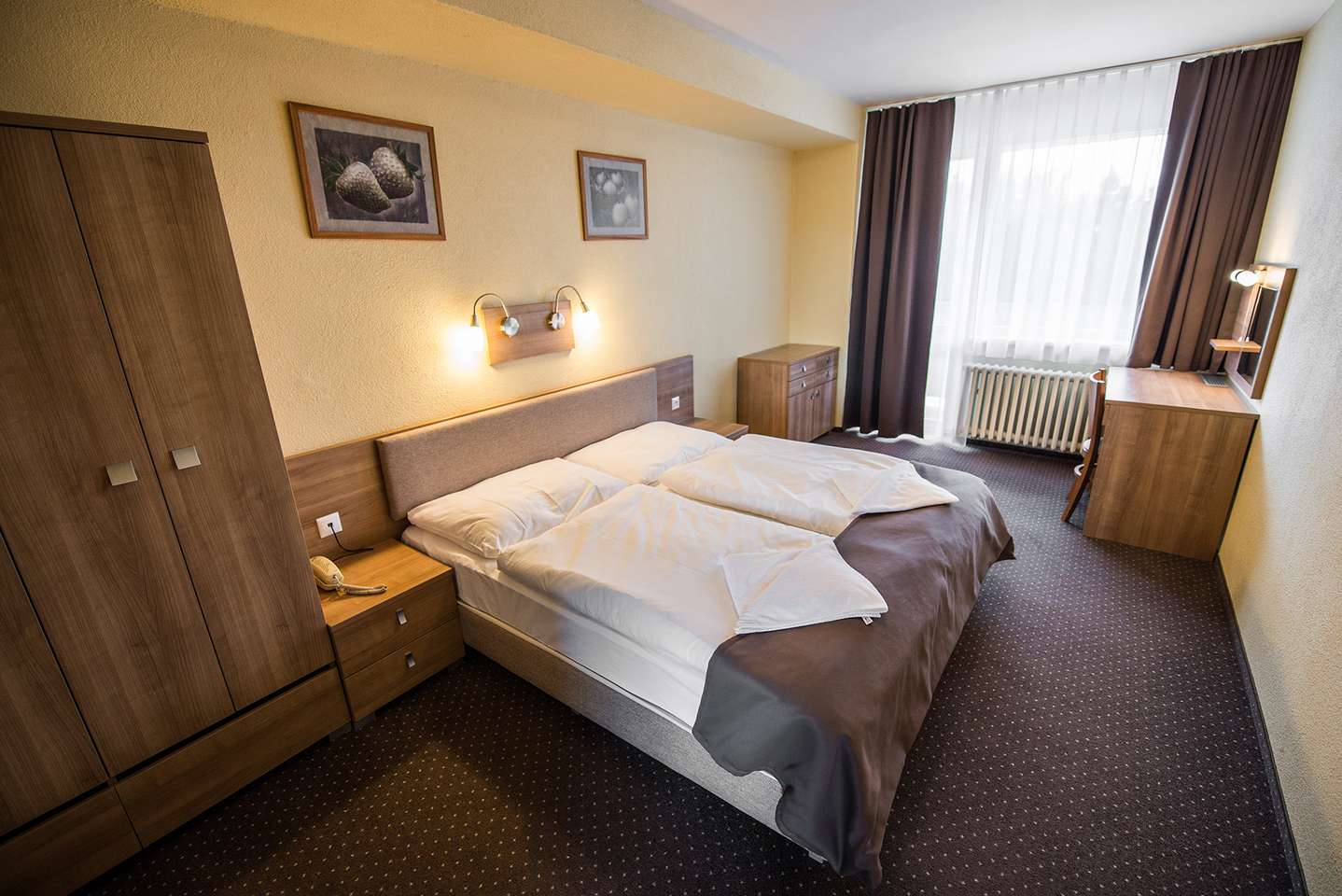 Relaxačný pobyt v Hoteli Hviezda*** s polpenziou, neobmedzeným kúpaním a procedúrami