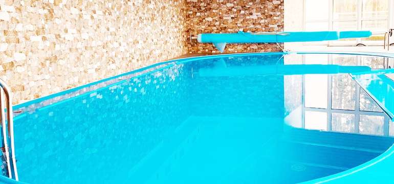 Nikdy nekončiaceho relaxu sa dočkáte vďaka neobmedzenému vstupu do hotelového bazéna a sauny