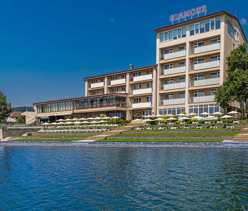 Hotel Glamour**** na brehu Zemplínskej šíravy