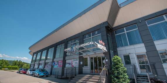 Pobyt v Aqua Sport Hotel*** s vodným svetom a polpenziou/Púchov