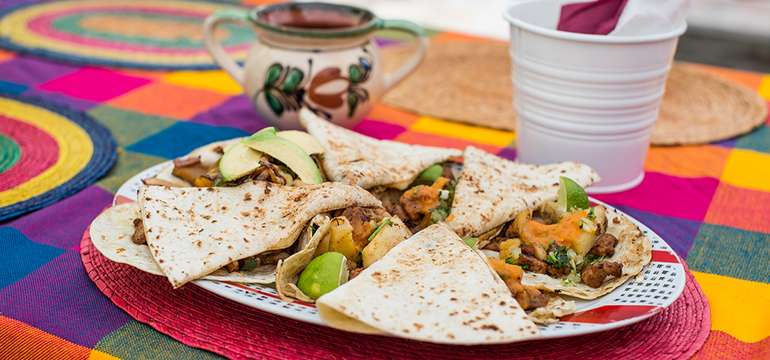 Tacos al pastor