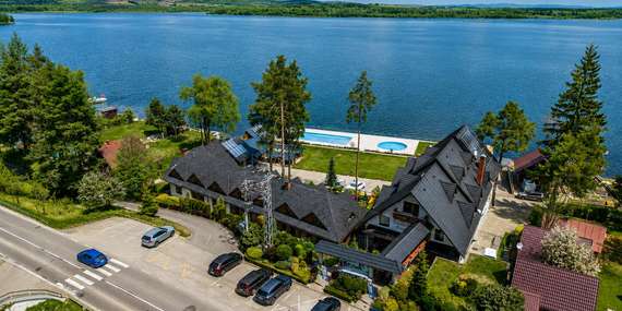 Slanický dvor na brehu Oravskej priehrady s privátnym wellness a množstvom zliav na atrakcie/Orava - Námestovo - Slanická Osada