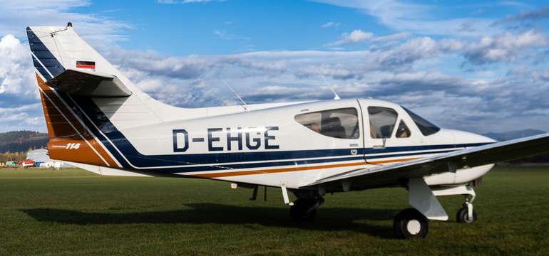 Lietadlo ROCKWELL COMMANDER 114