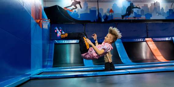 Jump Fun: jedinečné trampolínové centrá a najmodernejšie atrakcie pre malé aj veľké deti / Bratislava - Pri letisku / Nivy