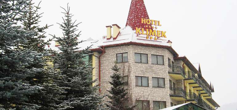 Hotel Klimek**** stojí v krásnom prostredí poľského mestečka Muszyna