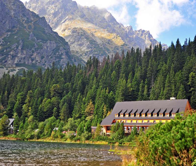 Horský Hotel pri Popradskom plese vo Vysokých Tatrách